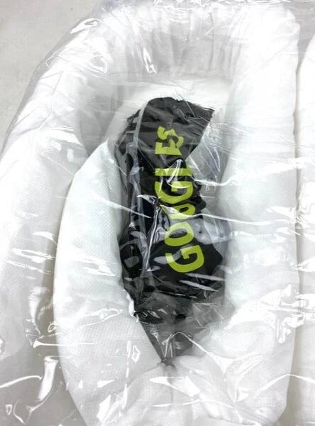 AS-BAGSK1-W Portable Oil Only Spill Kit with Supersorbent - Quick and Efficient Spill Response Solution SAFE 'N SECURE LLC