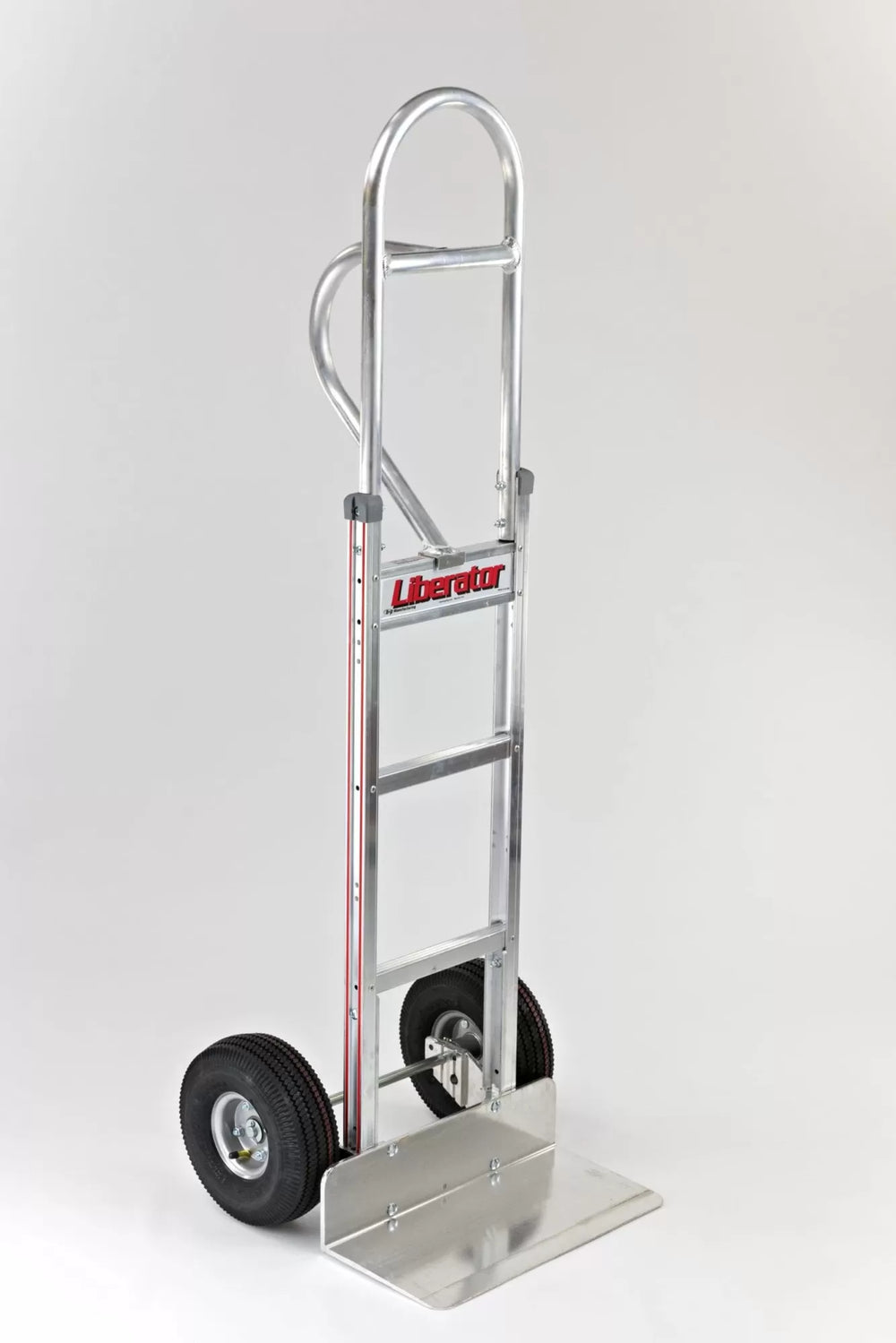 Straight Loop, Vertical Grip at 52″ w/ 10″ Pneumatic Wheels (A8-B1-C6-D5)