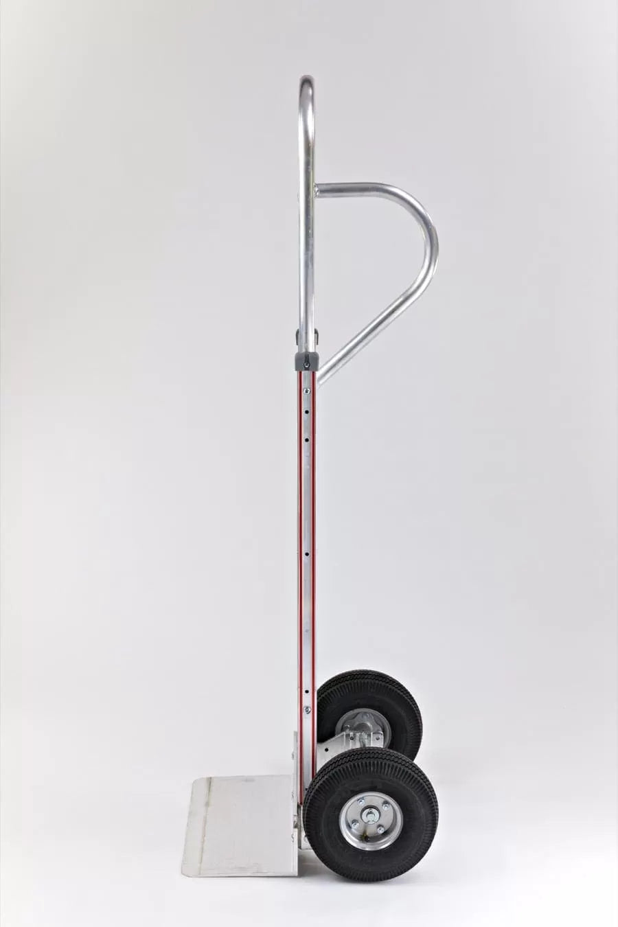 Straight Loop, Vertical Grip at 52″ w/ 10″ Pneumatic Wheels (A8-B1-C6-D5)